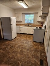 638 Sunview Dr in Athens, TN - Building Photo - Building Photo