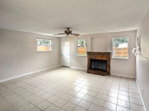 1412 56th Ave N in St. Petersburg, FL - Building Photo - Building Photo