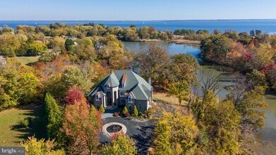 2620 Love Point Rd in Stevensville, MD - Building Photo - Building Photo