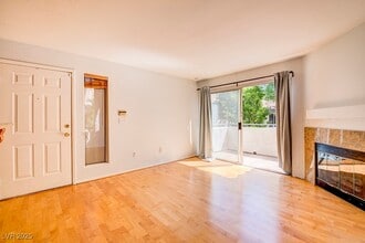 3060 Casey Dr in Las Vegas, NV - Building Photo - Building Photo
