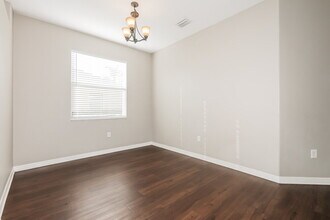 5412 Lexington Dr in Parrish, FL - Building Photo - Building Photo