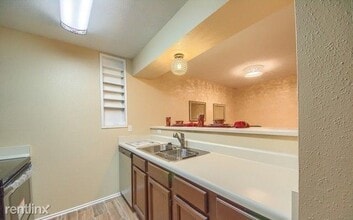 4107 Medical Dr in San Antonio, TX - Building Photo - Building Photo