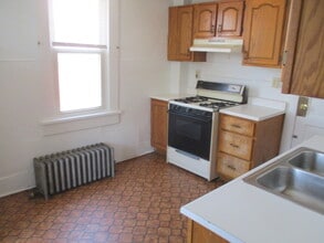 799 Kerr St, Unit 2nd Fl. Rear in Ambridge, PA - Building Photo - Building Photo