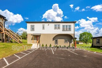 15207 National Pike in Hagerstown, MD - Building Photo - Building Photo