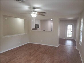 551 New Country Rd in Kyle, TX - Building Photo - Building Photo