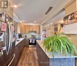 100 West Avenue S in Hamilton, ON - Building Photo - Building Photo