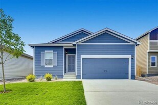 501 N Johnson St in Keenesburg, CO - Building Photo