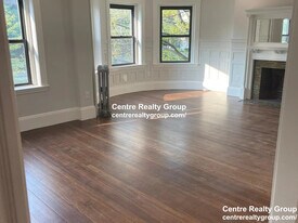 1855 Beacon St, Unit 2 in Brookline, MA - Building Photo