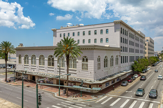 1201 Canal Apartments in New Orleans, LA - Building Photo - Building Photo