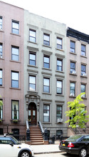 392 Clinton St in Brooklyn, NY - Foto de edificio - Building Photo