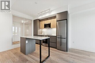 20 All Nations Dr in Brampton, ON - Building Photo - Building Photo