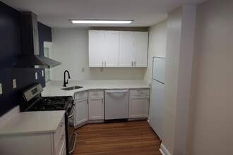 3801 Greensprings Ave in West Mifflin, PA - Building Photo - Building Photo