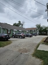 410 Randall St in Pasadena, TX - Foto de edificio - Building Photo