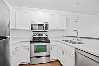 801 2nd Street in Santa Monica, CA - Building Photo - Building Photo