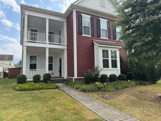 property at 914 Market St
