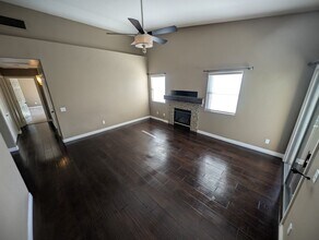 2000 Jasper Bluff St in Las Vegas, NV - Building Photo - Building Photo