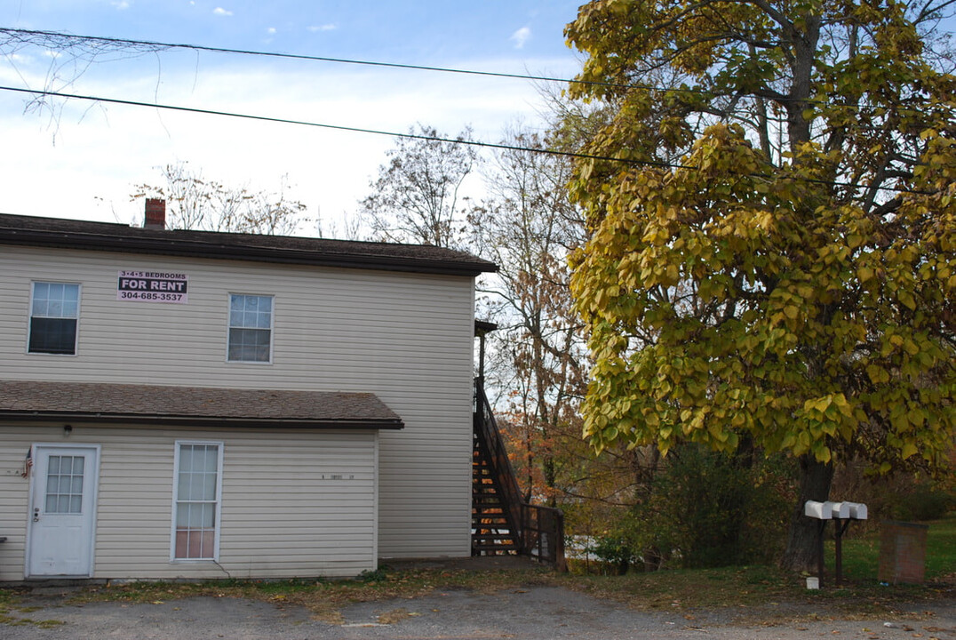 8 Dobbs St, Unit A in Morgantown, WV - Foto de edificio