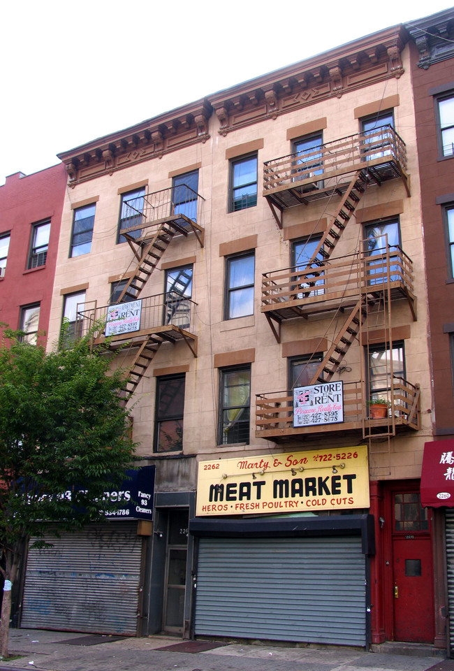 2262 First Ave in New York, NY - Building Photo - Building Photo