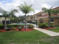 4373 Gardenstone Ct in Kissimmee, FL - Foto de edificio - Building Photo