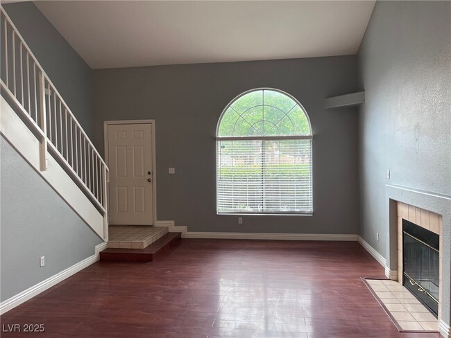 9688 Gunsmith Dr in Las Vegas, NV - Building Photo - Building Photo
