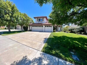 45611 Caminito Olite in Temecula, CA - Building Photo - Building Photo