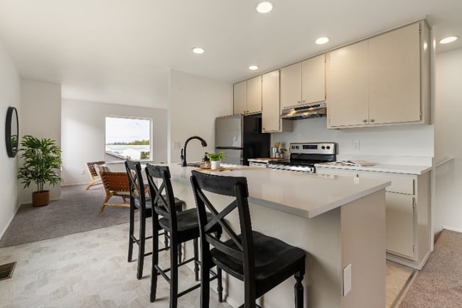 2103 W Xenia Ln, Unit 2103 in Bellingham, WA - Foto de edificio - Building Photo