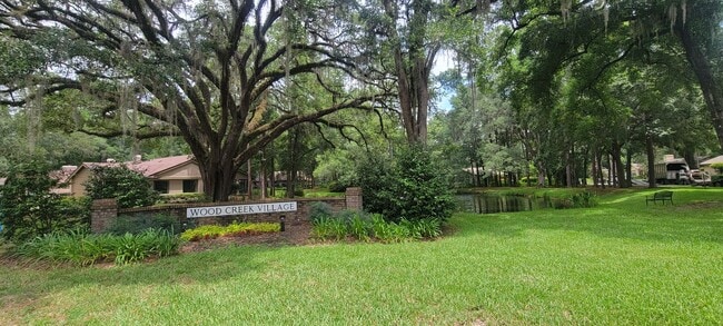 3955 NW 23rd Cir in Gainesville, FL - Building Photo - Building Photo