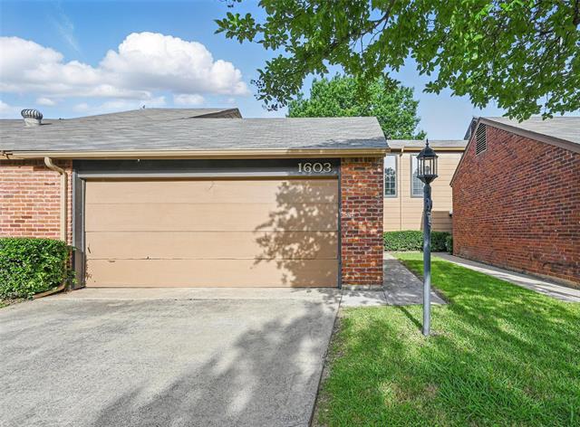 1603 Brentwood Dr in Irving, TX - Building Photo