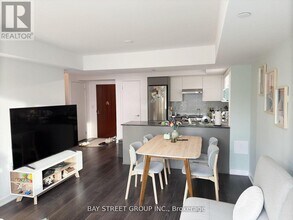 150 Flemington Rd in Toronto, ON - Building Photo - Building Photo