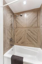 1114 1st Ave in New York, NY - Building Photo - Building Photo