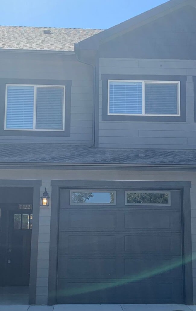 property at 1122 SE Catherine Way