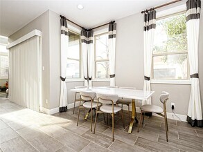 300 Jeffrey David Ln W in Austin, TX - Building Photo - Building Photo
