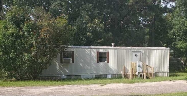 property at 535 Coconut Cir
