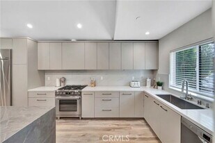 6743 Colgate Ave in Los Angeles, CA - Building Photo