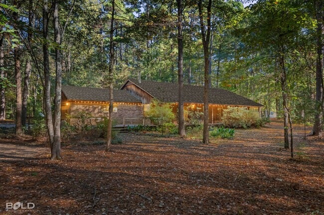 property at 117 Beaver Ln