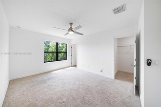 186 SE 5th Ct in Deerfield Beach, FL - Building Photo - Building Photo