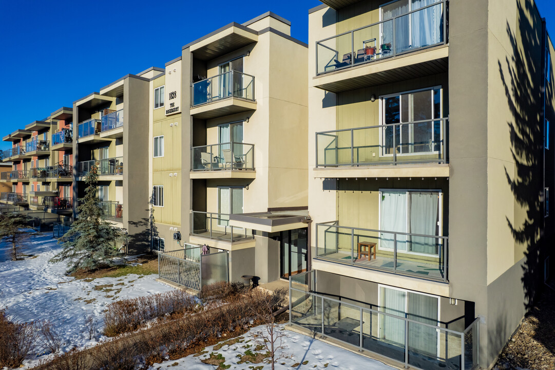 The Roseberry in Calgary, AB - Building Photo