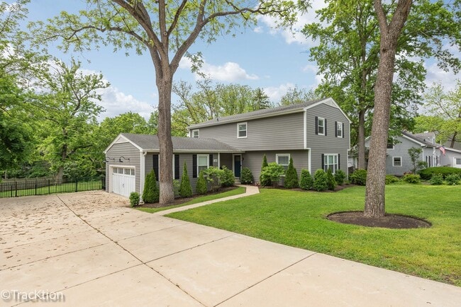 property at 309 White Oak Dr