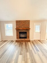 2025 S Golden Ave in Springfield, MO - Building Photo - Building Photo