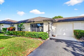 4866 Dovewood Cir in Boynton Beach, FL - Building Photo - Building Photo