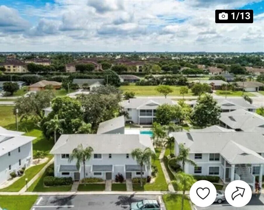 5027 SW 16th Pl in Cape Coral, FL - Building Photo