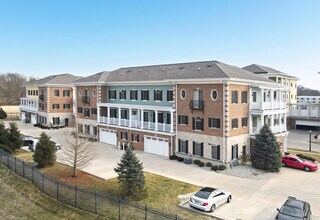 Solana Apartments in Indianapolis, IN - Building Photo - Building Photo