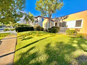 2012 Camden Ave in Los Angeles, CA - Building Photo - Building Photo