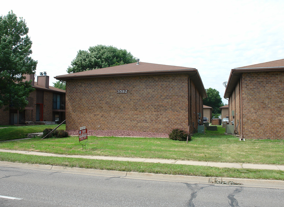 3532 Huntington Ave in Lincoln, NE - Building Photo