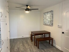 110 Iwalani St in Hilo, HI - Foto de edificio - Building Photo