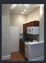 2319 N 6th St, Unit Studio for rent in Philadelphia, PA - Building Photo - Building Photo