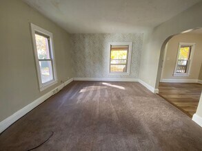 2236 9th St SW in Akron, OH - Building Photo - Building Photo