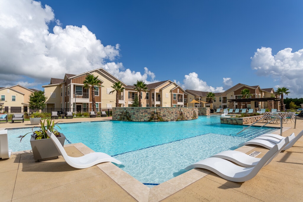 Reserve at Pinewood Village Port Arthur, TX Apartments