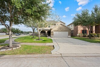 2018 Wembley Way in Rosenberg, TX - Building Photo - Building Photo
