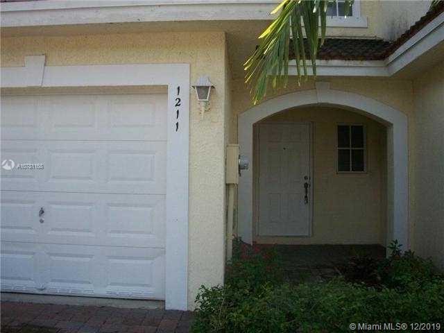1211 Imperial Lake Rd in West Palm Beach, FL - Building Photo - Building Photo